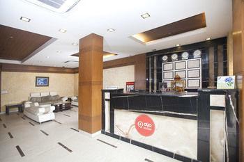 Oyo Rooms Malviya Nagar Market Yeni Delhi Dış mekan fotoğraf